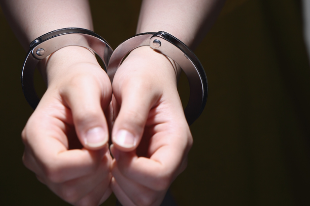 Penangkapan Aktivis sebagai Pembungkaman Suara Kritis: Ketika Negara Memproduksi Kekerasan Maskulin